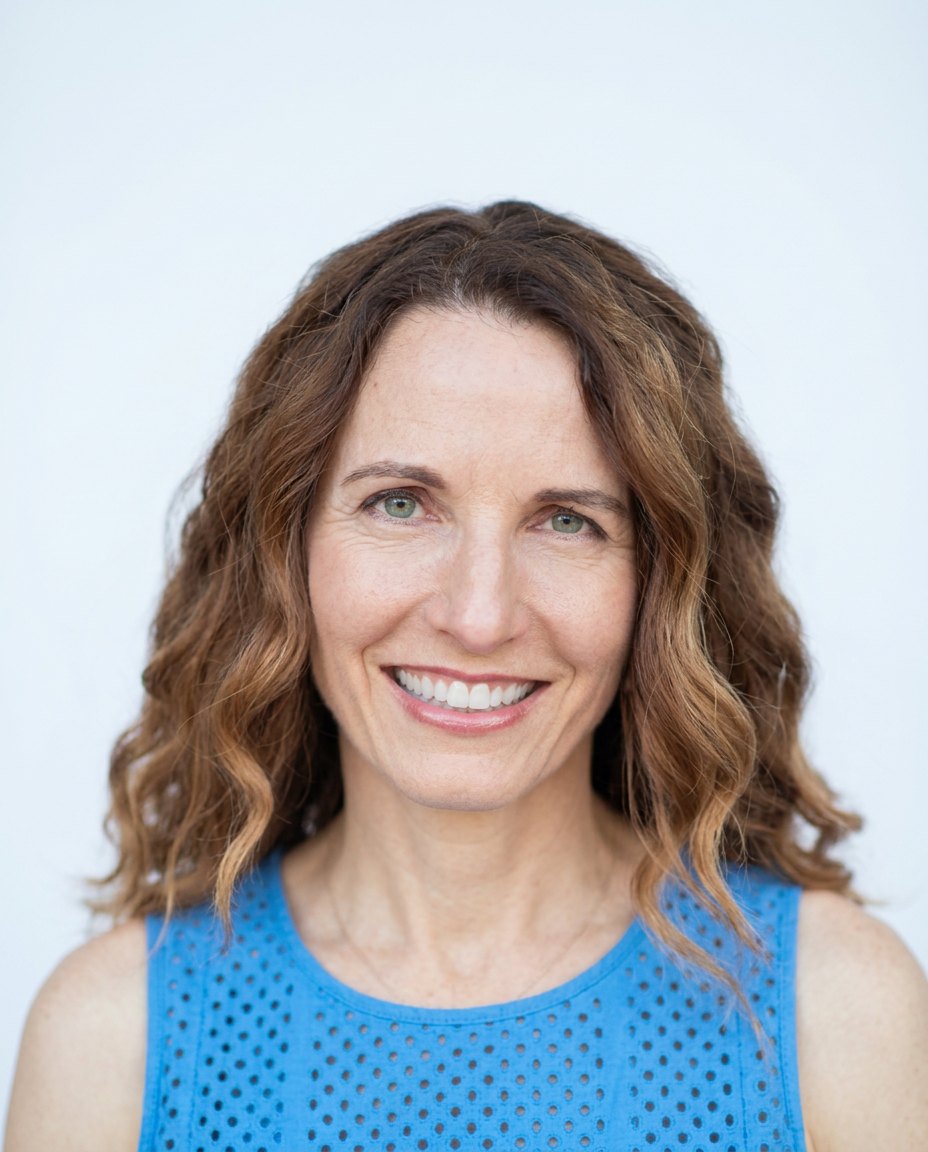 Portrait of Tasmyn Scarl, interior designer and founder of Belmont Interiors
